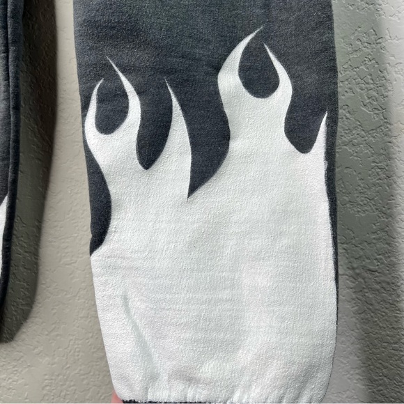 Fruit of the Loom Painted Grey Sweatpants, Men’s Small - Picture 3 of 6